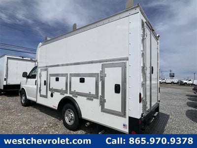 2025 Chevrolet Express Cutaway 3500 1WT