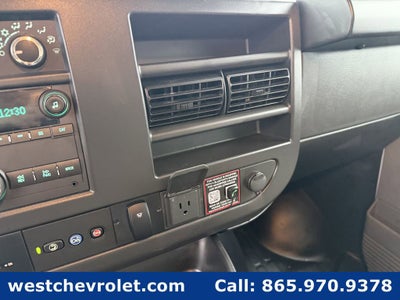 2025 Chevrolet Express Cutaway 3500 1WT