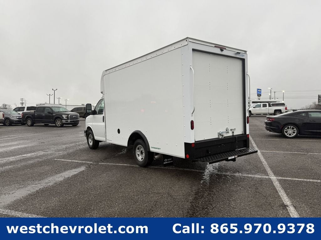 2025 Chevrolet Express Cutaway 3500 1WT