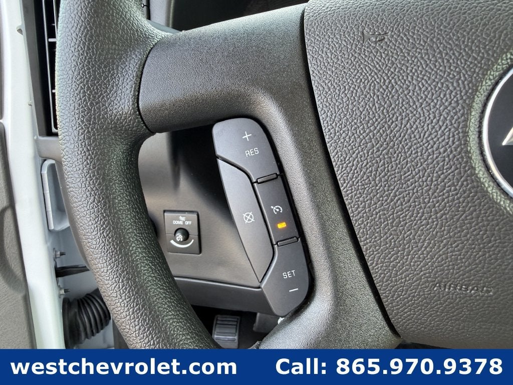 2026 Chevrolet Express Cutaway 3500 1WT