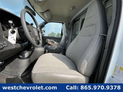 2025 Chevrolet Express Cutaway 3500 1WT