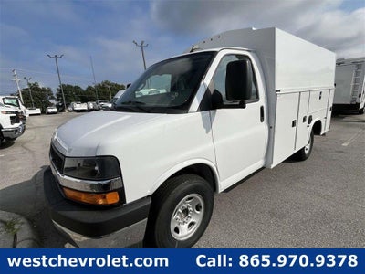 2025 Chevrolet Express Cutaway 3500 1WT