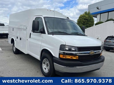 2025 Chevrolet Express Cutaway 3500 1WT