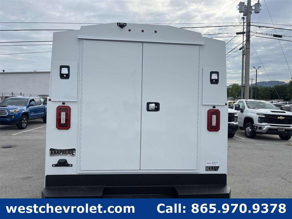 2025 Chevrolet Express Cutaway 3500 1WT