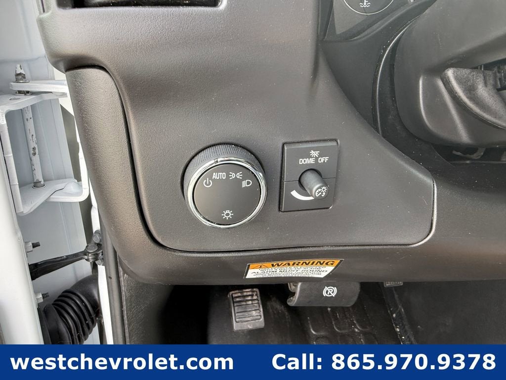 2025 Chevrolet Express Cutaway 3500 1WT