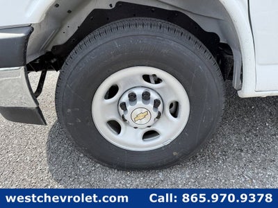 2025 Chevrolet Express Cutaway 3500 1WT