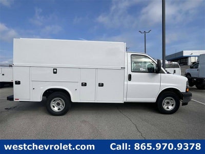 2025 Chevrolet Express Cutaway 3500 1WT