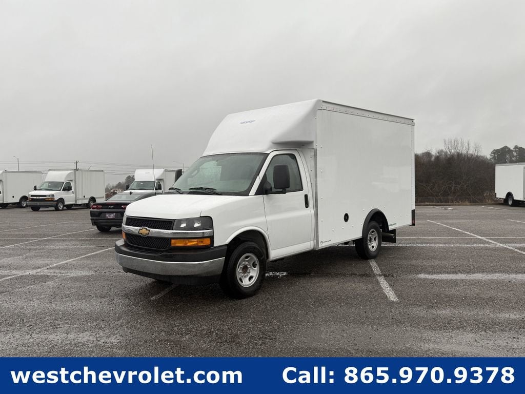 2025 Chevrolet Express Cutaway 3500 1WT