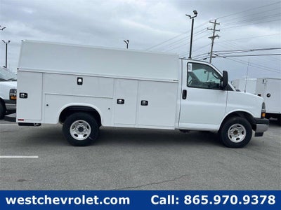 2024 Chevrolet Express Cutaway 3500 1WT