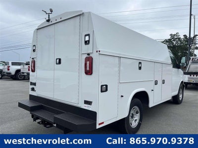 2024 Chevrolet Express Cutaway 3500 1WT