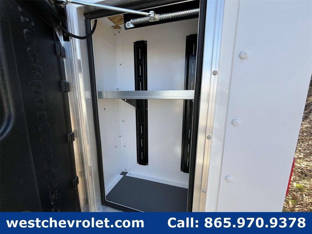 2025 Chevrolet Express Cutaway 3500 1WT