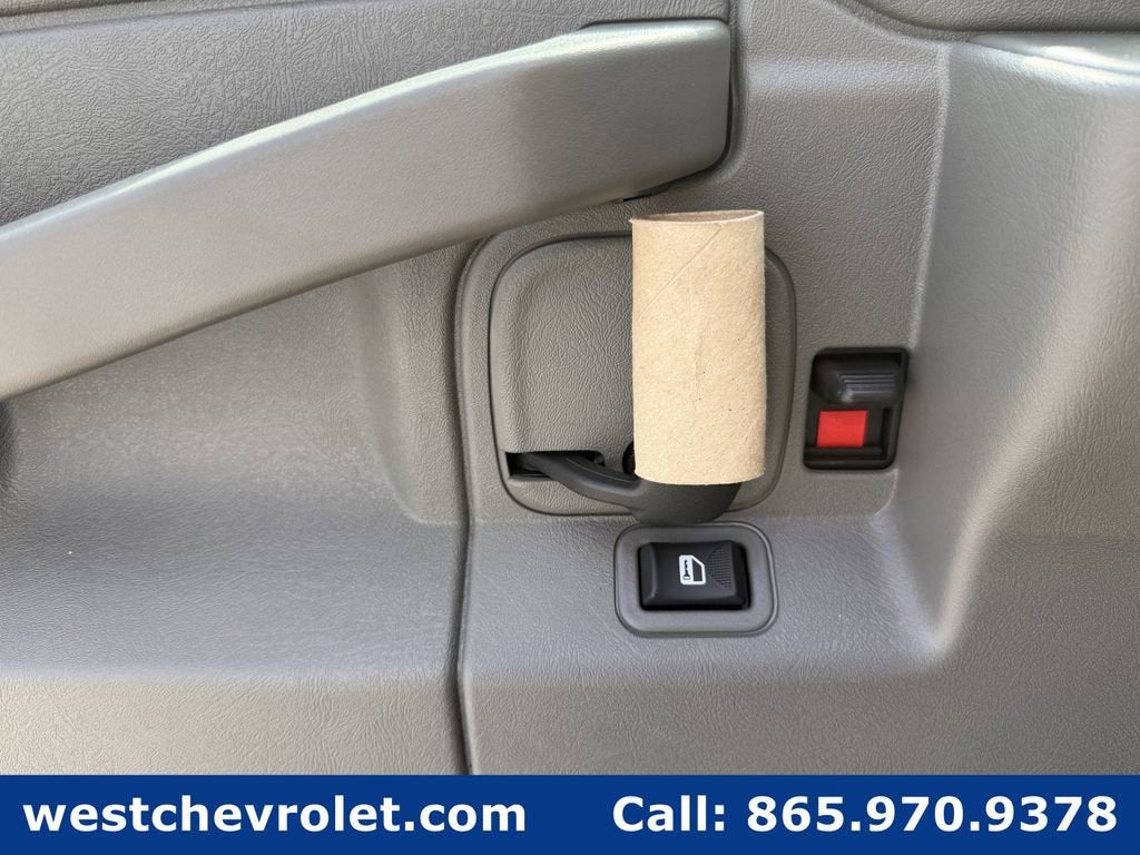 2025 Chevrolet Express Cutaway 3500 1WT