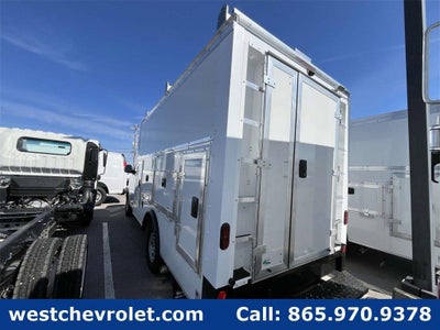 2025 Chevrolet Express Cutaway 3500 1WT