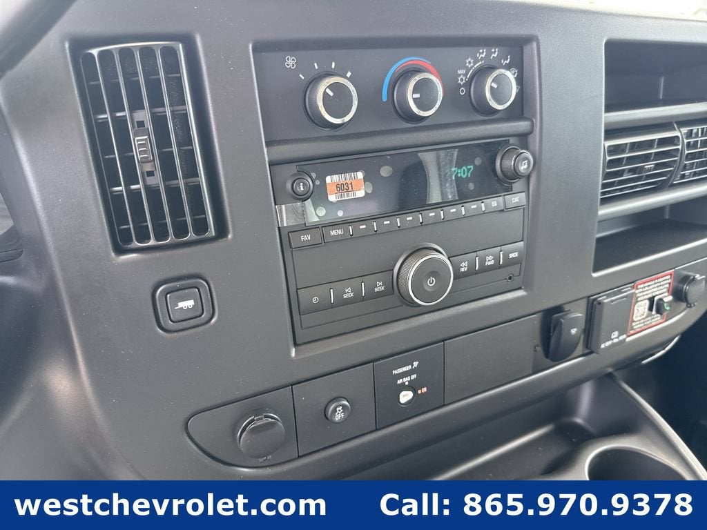 2026 Chevrolet Express Cutaway 3500 1WT
