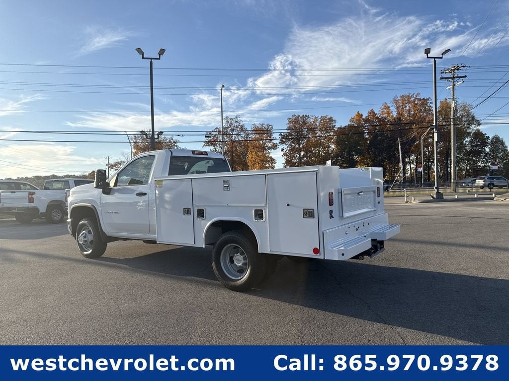2025 Chevrolet Silverado 3500 HD Chassis Cab Work Truck