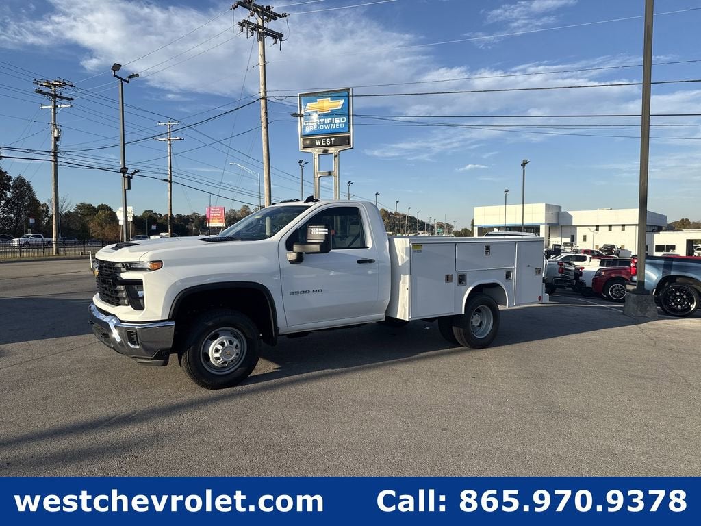 2025 Chevrolet Silverado 3500 HD Chassis Cab Work Truck