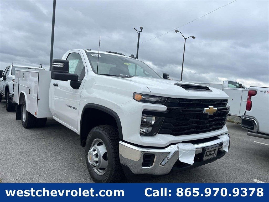 2025 Chevrolet Silverado 3500 HD Chassis Cab Work Truck