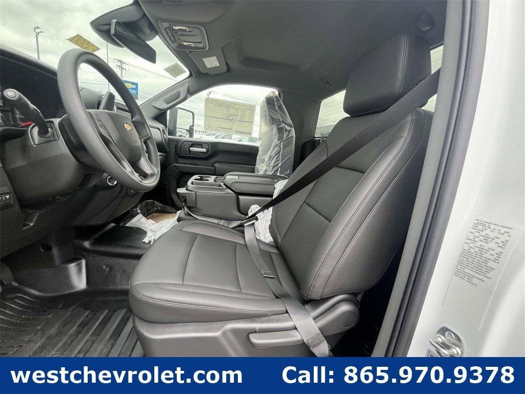 2025 Chevrolet Silverado 3500 HD Chassis Cab Work Truck