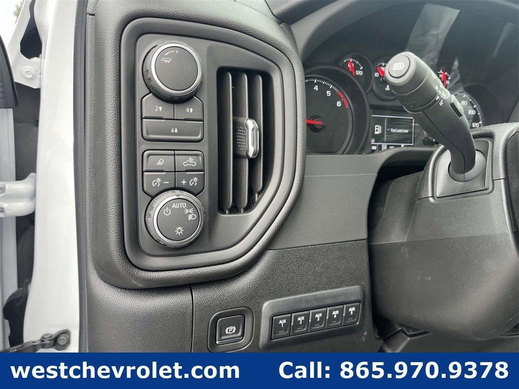 2025 Chevrolet Silverado 3500 HD Chassis Cab Work Truck