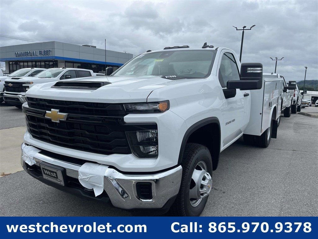 2025 Chevrolet Silverado 3500 HD Chassis Cab Work Truck