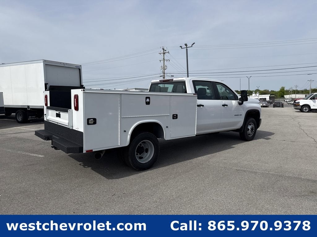 2025 Chevrolet Silverado 3500 HD Chassis Cab Work Truck
