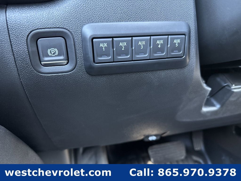 2025 Chevrolet Silverado 3500 HD Chassis Cab Work Truck