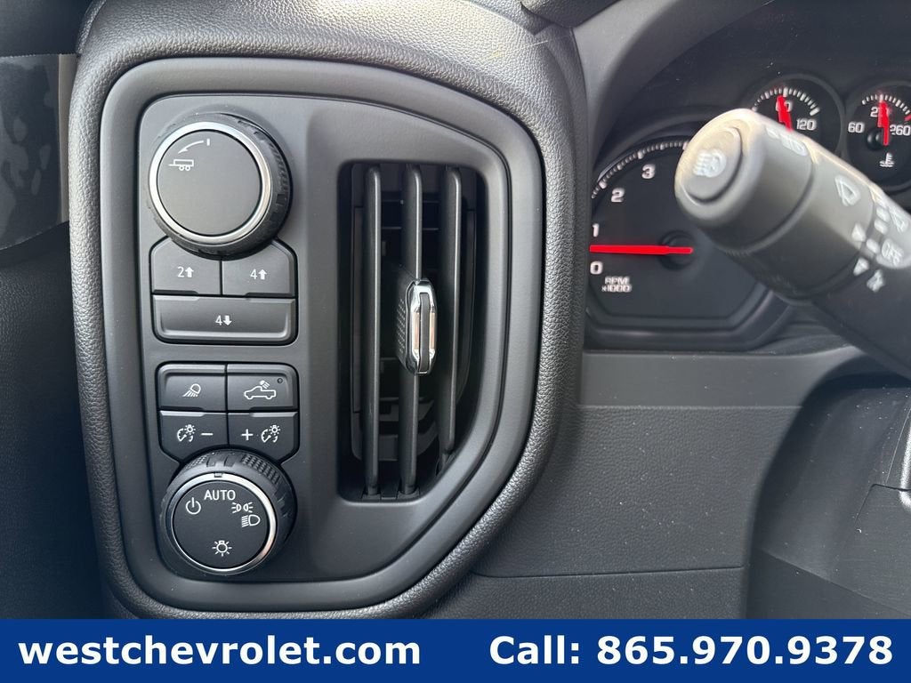 2025 Chevrolet Silverado 3500 HD Chassis Cab Work Truck