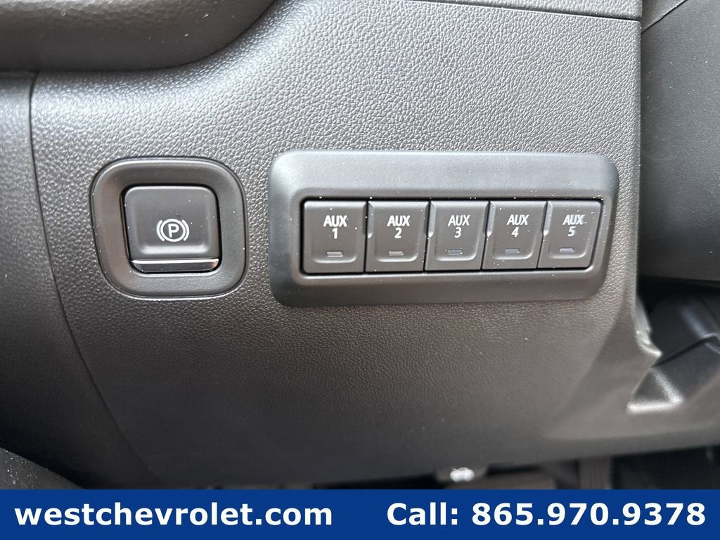 2025 Chevrolet Silverado 3500 HD Chassis Cab Work Truck