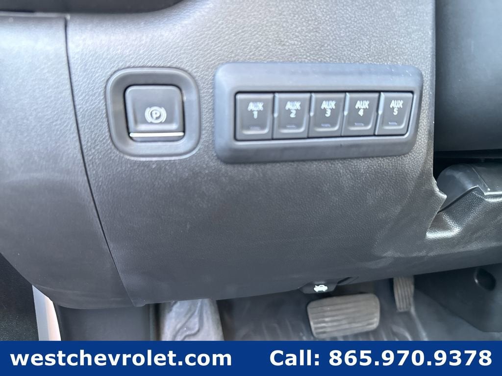 2025 Chevrolet Silverado 3500 HD Chassis Cab Work Truck