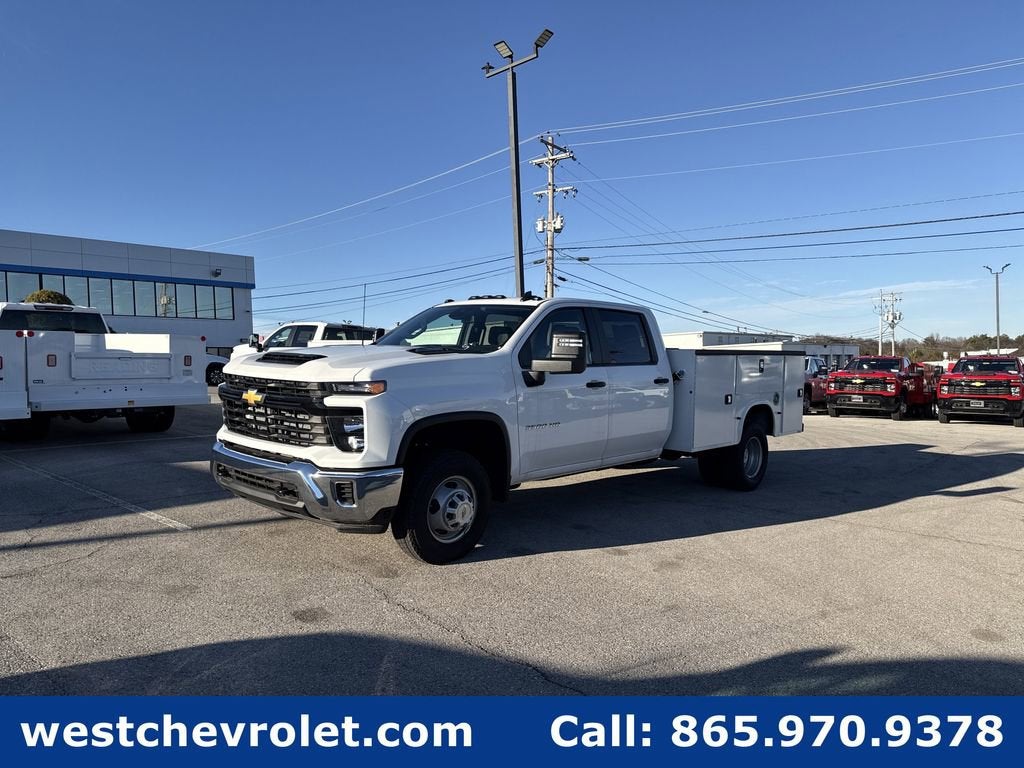 2025 Chevrolet Silverado 3500 HD Chassis Cab Work Truck