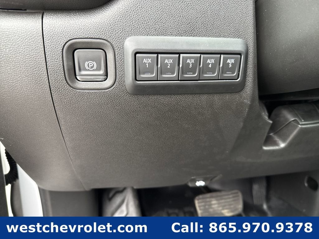 2025 Chevrolet Silverado 3500 HD Chassis Cab Work Truck