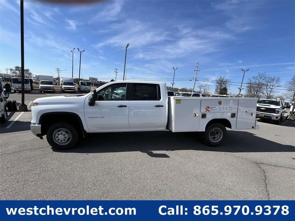 2024 Chevrolet Silverado 3500 HD Chassis Cab Work Truck