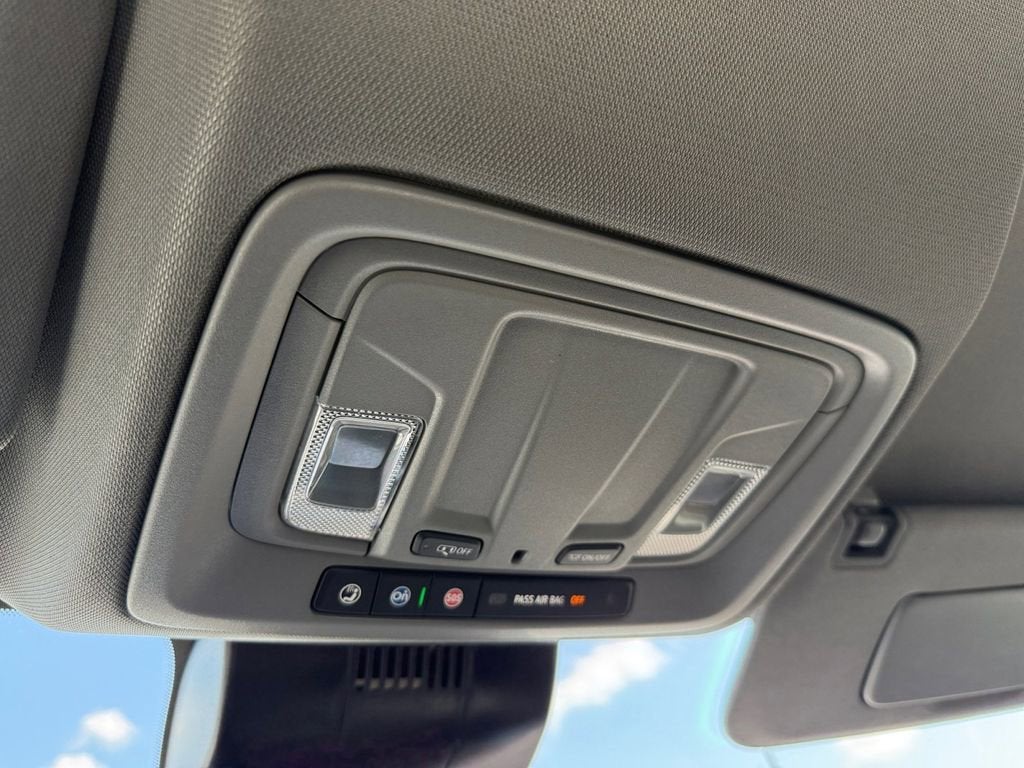 2025 Chevrolet Silverado 3500 HD WT DRW