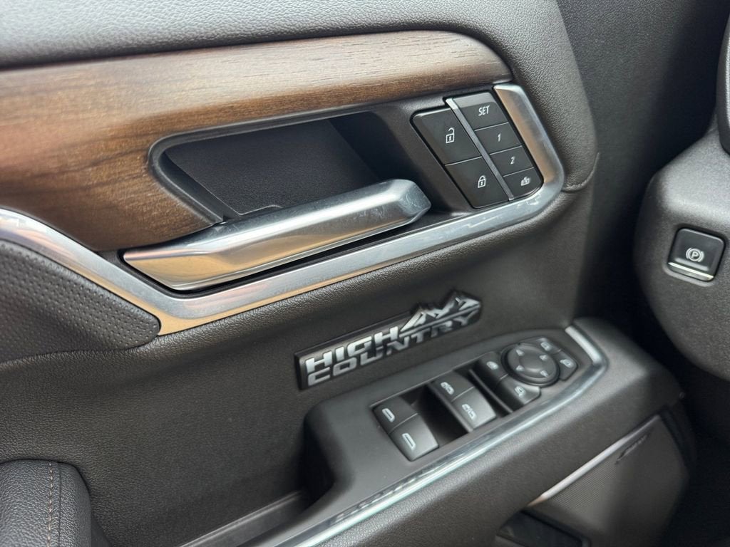 2025 Chevrolet Silverado 1500 High Country