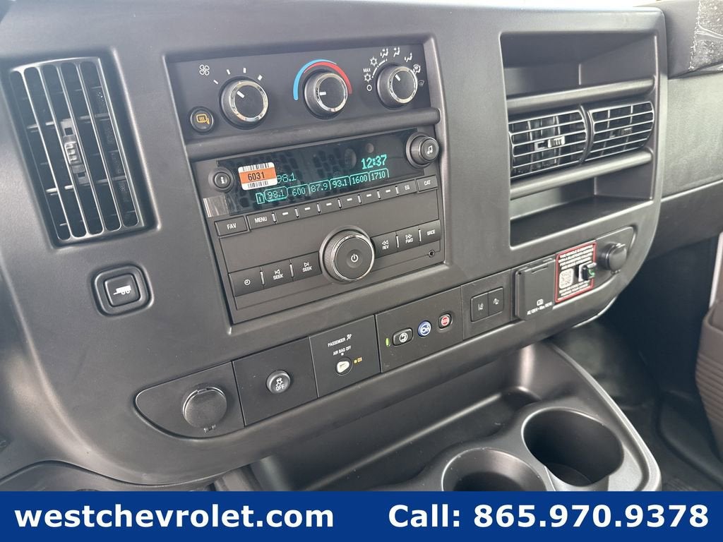 2025 Chevrolet Express Cargo 2500 WT