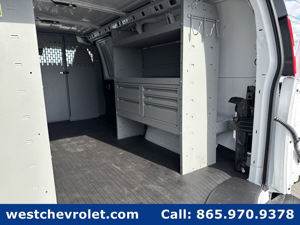 2025 Chevrolet Express Cargo 2500 WT