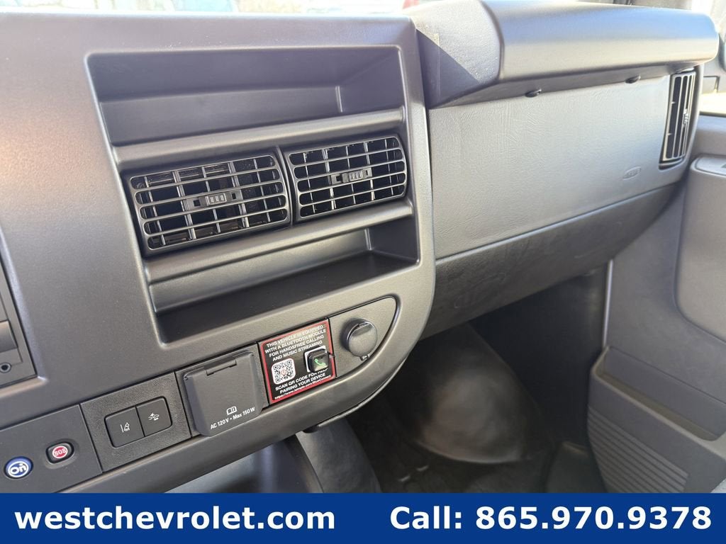 2025 Chevrolet Express Cargo 2500 WT