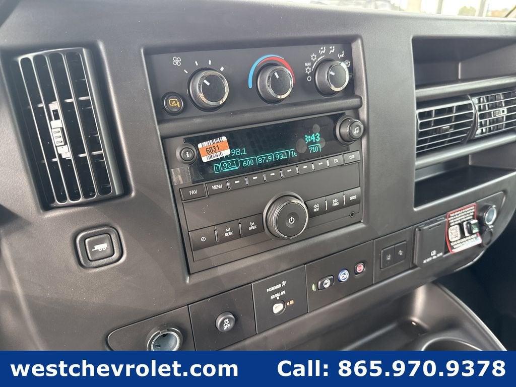 2025 Chevrolet Express Cargo 2500 WT