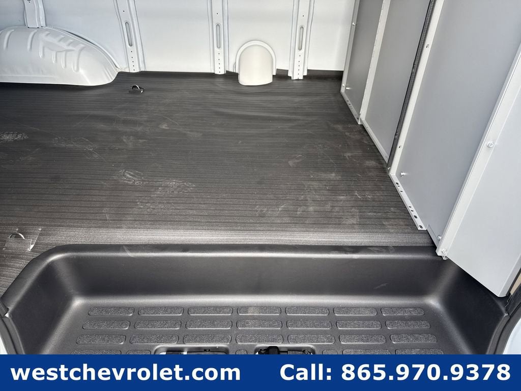 2025 Chevrolet Express Cargo 2500 WT