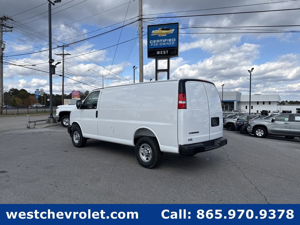 2025 Chevrolet Express Cargo 2500 WT