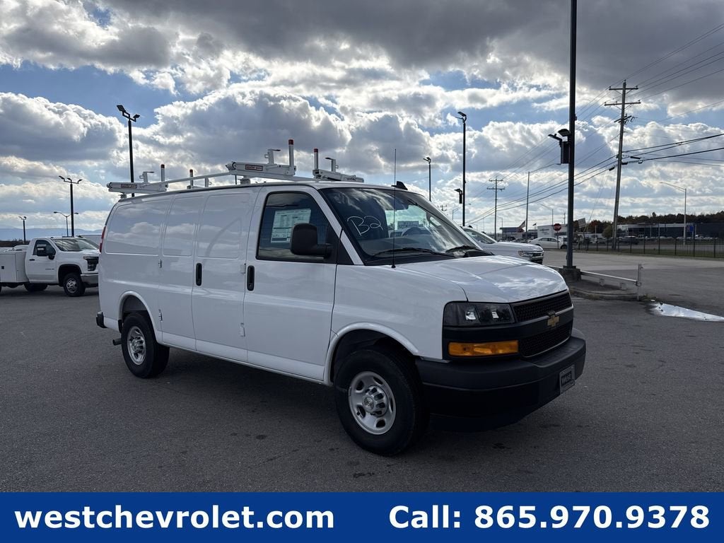 2025 Chevrolet Express Cargo 2500 WT