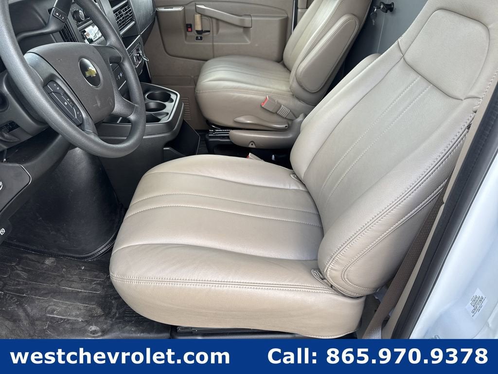 2025 Chevrolet Express Cargo 2500 WT