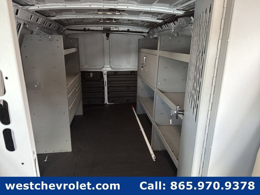 2025 Chevrolet Express Cargo 2500 WT