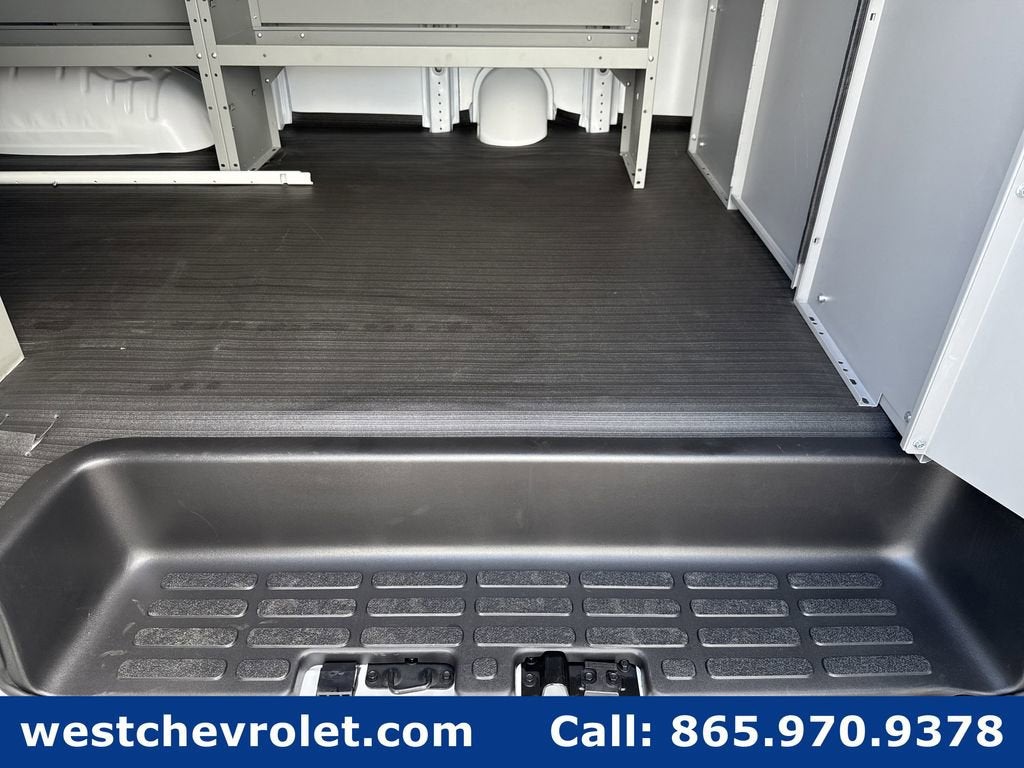 2025 Chevrolet Express Cargo 2500 WT