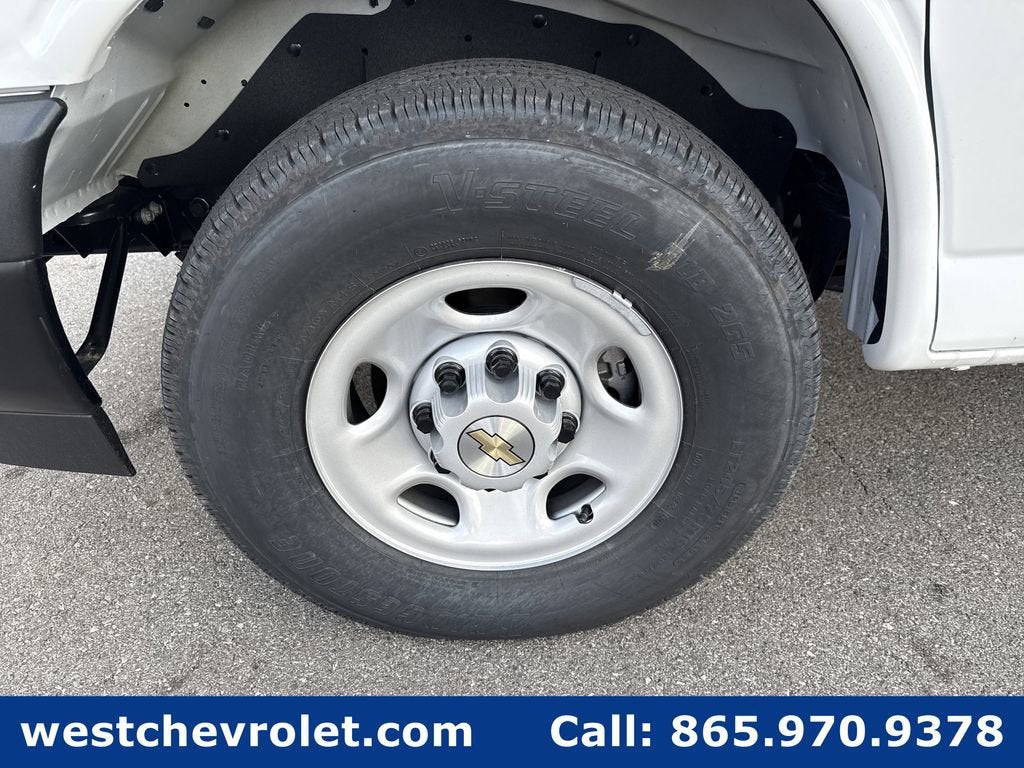 2025 Chevrolet Express Cargo 2500 WT