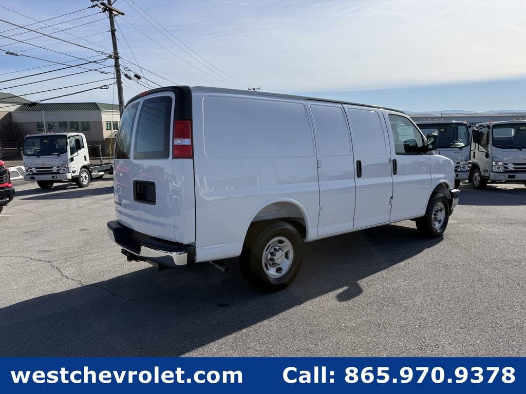 2025 Chevrolet Express Cargo 2500 WT