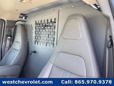 2025 Chevrolet Express Cargo WT