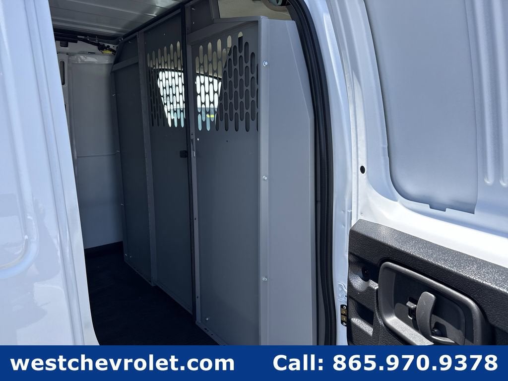 2025 Chevrolet Express Cargo WT