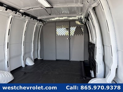 2025 Chevrolet Express Cargo WT
