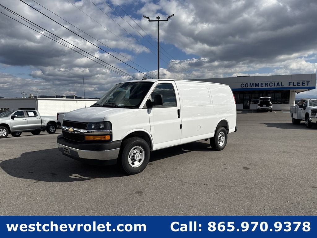 2025 Chevrolet Express Cargo 2500 WT